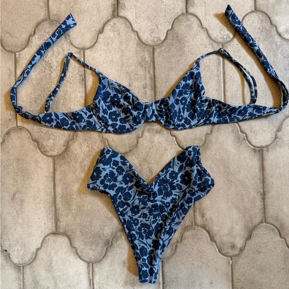 Skatie Other - Skatie Swimsuit Set Nanuku- Size Small